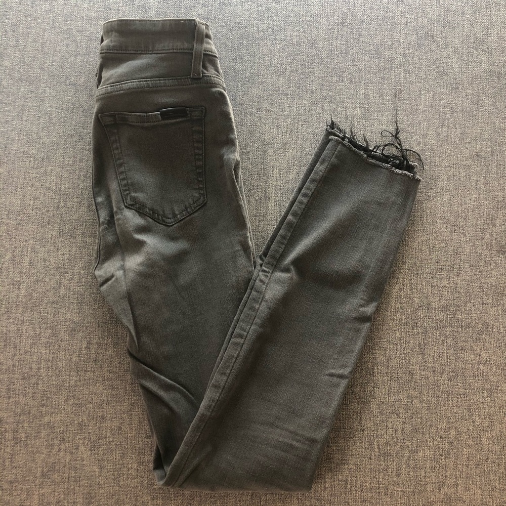 Joe’s Jeans Flawless Charlie grey skinny raw hem